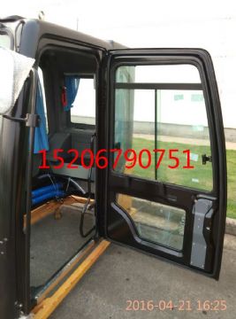 點(diǎn)擊查看詳細(xì)信息<br>標(biāo)題：三一SY215-9/SY-9型挖掘機(jī)駕駛室總成 帶內(nèi)飾線(xiàn)束 閱讀次數(shù)：3652